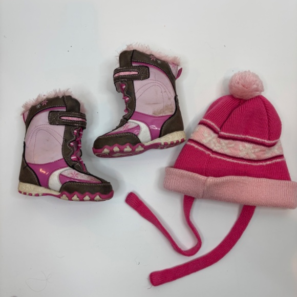 VTG Y2K Dora The Explorer Snow Boots Toddler 5 Winter Hat Pink Pom Nick Jr 2005 - Picture 2 of 7